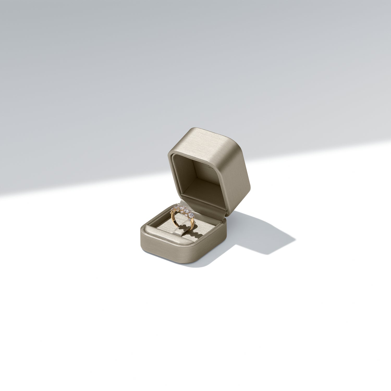 14k Vitguld | 0.80 ct | 58, 14k Vitguld | 0.80 ct | 60, 14k Vitguld | 0.80 ct | 56, 14k Vitguld | 0.80 ct | 54, 14k Vitguld | 0.80 ct | 52, 14k Vitguld | 0.80 ct | 50